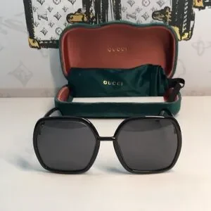 Gucci | Accessories | New Authentic Gucci Gg890sa 00 Black  display picture 2